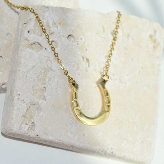 lucky horseshoe engravable necklace in gold, stainless steel, gold plated