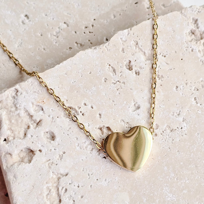 heart engravable necklace in gold, stainless steel, gold plated