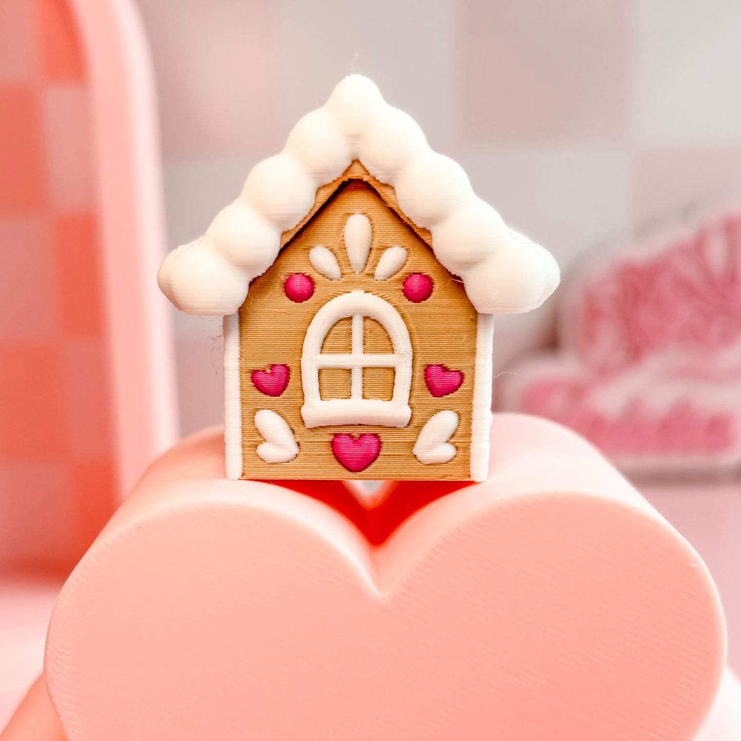GINGER BREAD HOUSE | FIDGET