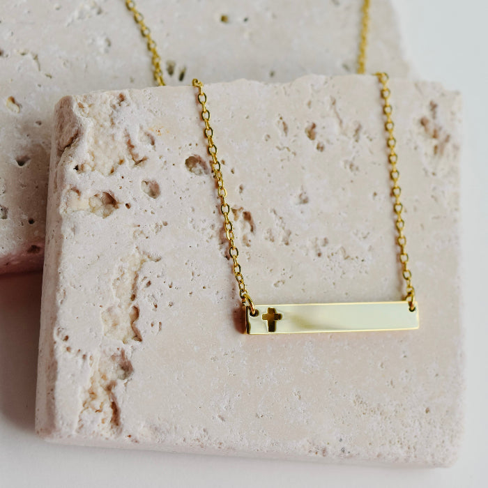 cross bar necklace in gold, stainless steel, gold plated