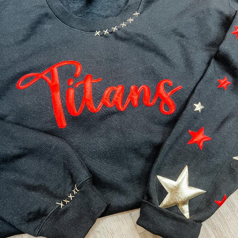 Black sweatshirt Titans puff print