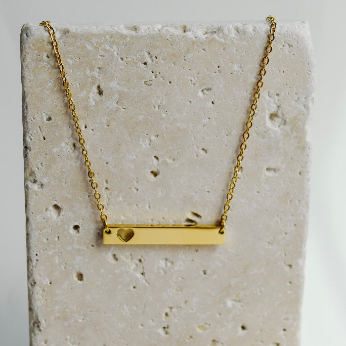 heart bar necklace in gold, stainless steel, gold plated