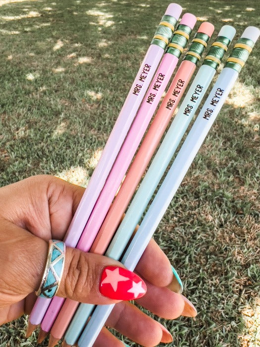 These Ticonderoga pencils come in a variety of fun pastel colors and can be personalized with a name, teacher's name, or special phrase. With 3 fonts to choose from, these pencils are perfect for teacher appreciation week or back to school. (Note: Puns intended!)