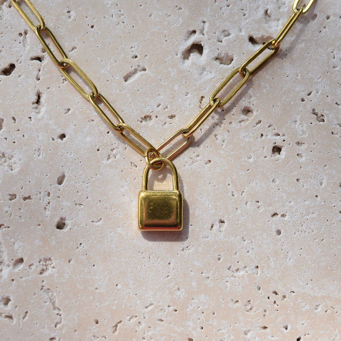 Locked in love paperclip necklace in gold, stainless steel, gold plated